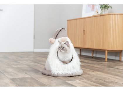 Фото 4 -  спальные места, лежаки, домики Trixie Cave Dwarf лежак-пещера для кошек РОЖДЕСТВЕНСКИЙ ГНОМ (927104)