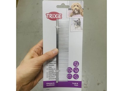 Фото 2 -  гребінці, щітки, граблі Trixie Гребінець комбінований для собак і кішок (2395)