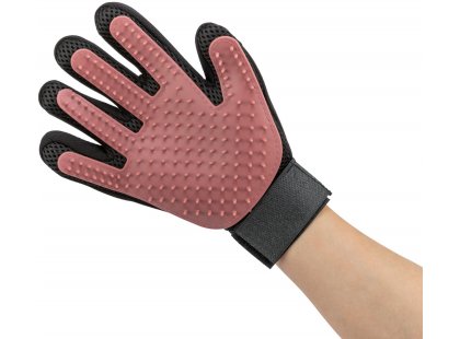 Фото 5 -  расчески, щетки Trixie Coat Care Glove рукавица-щетка массажная для кошек (23132)