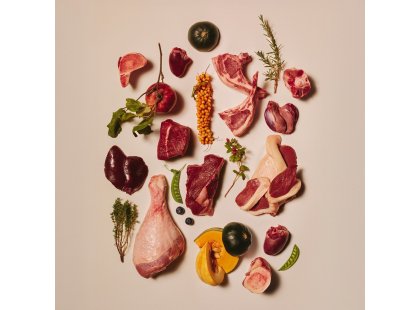 Фото 2 -  ласощі Carnilove Crunchy Snack Ostrich with Blackberries ласощі для собак СТРАУС І ОЖИНА