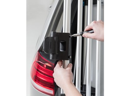 Фото 12 -  аксесуари в авто Trixie Universal Rear Car Grid Універсальні задні автомобільні грати (13201)
