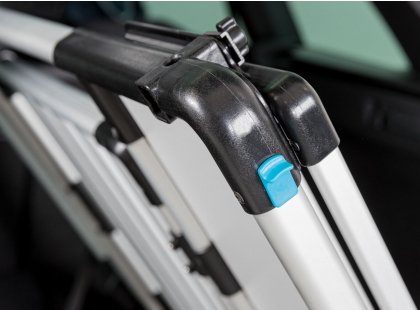 Фото 13 -  аксесуари в авто Trixie Universal Rear Car Grid Універсальні задні автомобільні грати (13201)