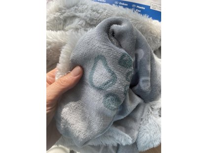 Фото 4 -  лежаки, матраси, килимки та будиночки Trixie Jimmy плюшева ковдра для котів і собак, світло-сіра