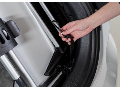 Фото 11 -  аксесуари в авто Trixie Universal Rear Car Grid Універсальні задні автомобільні грати (13201)