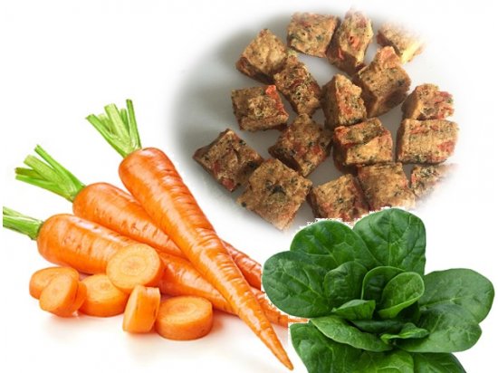 Фото 2 -  ласощі Gimdog Superfood мясные кубики для собак Курица с морковью и шпинатом
