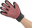 Фото 5 - расчески, щетки Trixie Coat Care Glove рукавица-щетка массажная для кошек (23132)