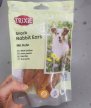 Фото 4 - ласощі Trixie PREMIO RABBIT EARS ласощі для собак Вуха кроля і курка