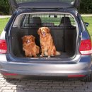 Фото - аксесуари в авто Trixie Car Dog Guard - Перегородка металлическая в багажник с сеткой (1325)